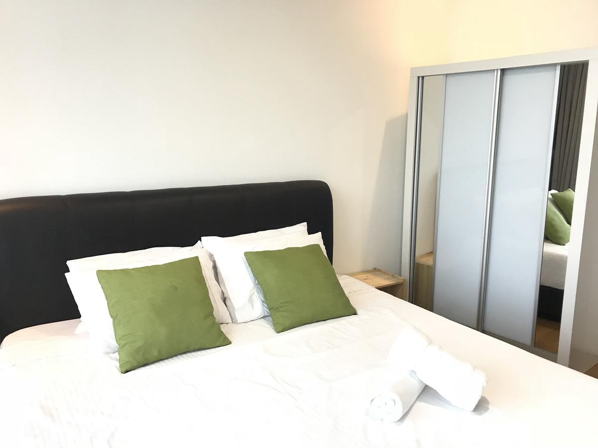 Vortex Suites Klcc By Pnut With Netflix Kuala Lumpur Esterno foto